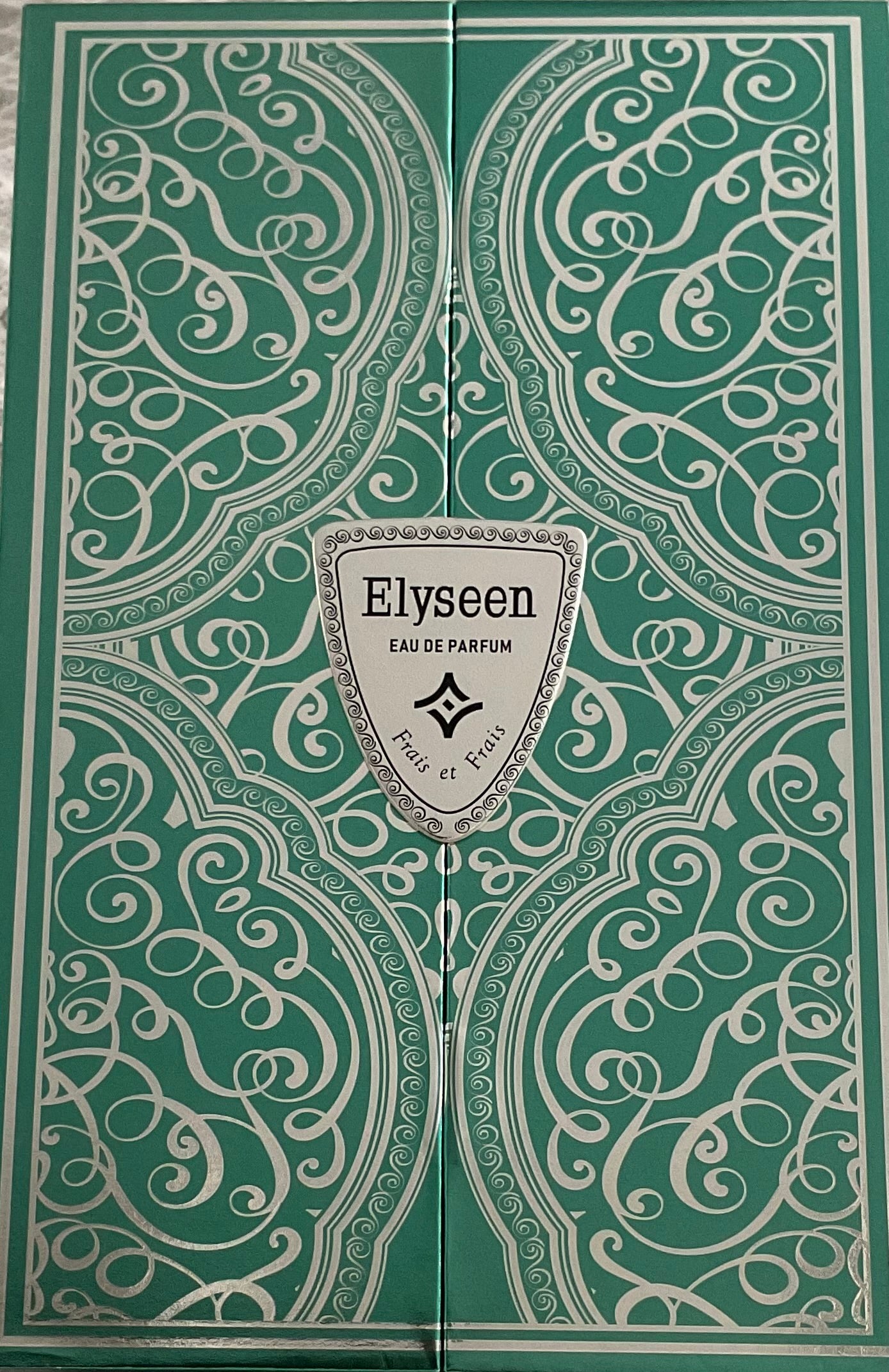 Elyseen Frais Frais Eau de Parfum 3.4oz Made In UAE