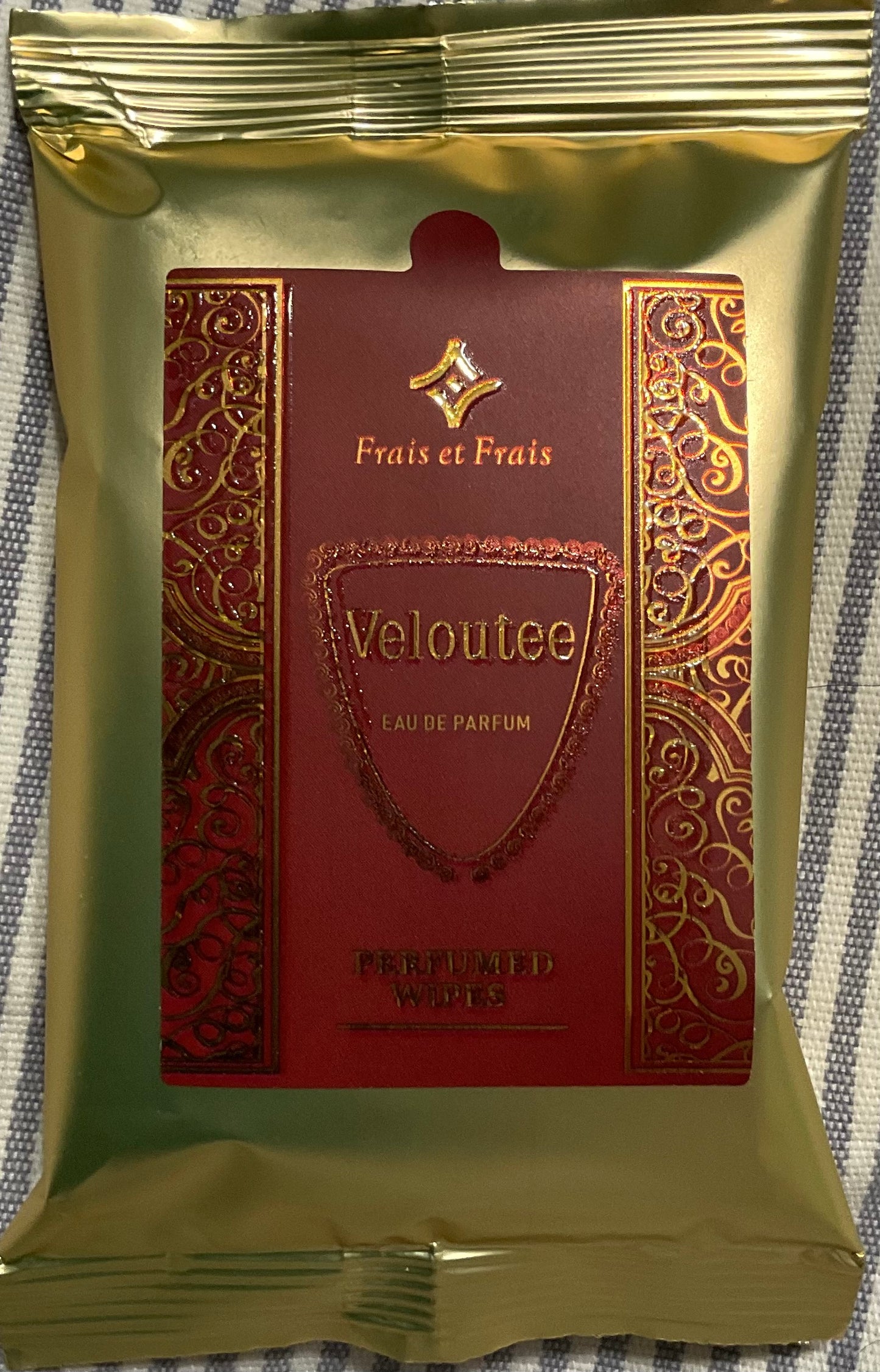 Veloutee Frais et Frais Perfumed Wipes 10 x pack Made in UAE